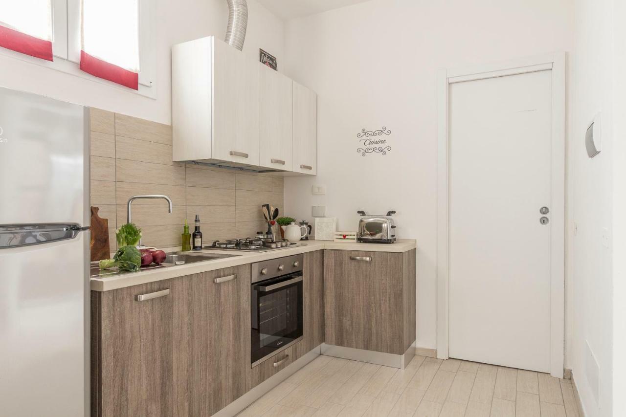 Emma & Olga Apartments -In The City Centre- Florence Exterior photo